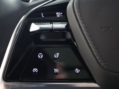 Used 2025 Cadillac Escalade Sport Platinum AWD/4WD image 29