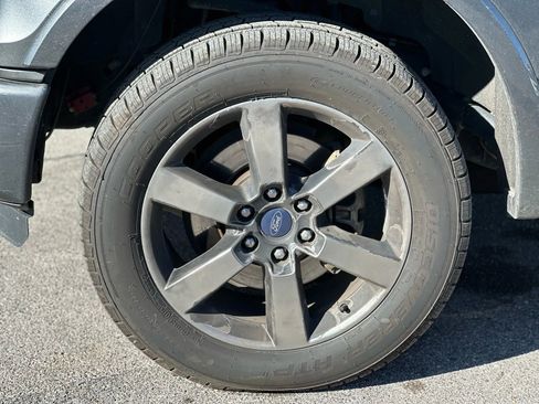 Used 2016 Ford F150 XLT w/ Equipment Group 302A Luxury image 26