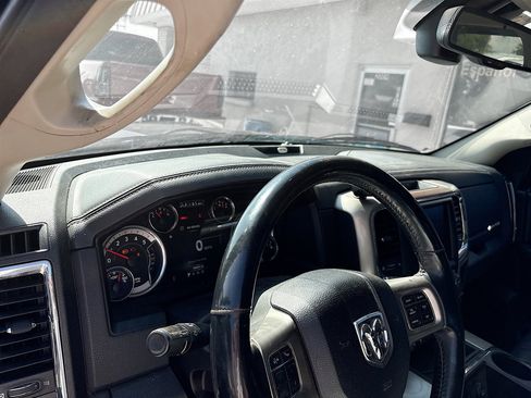 Used 2015 RAM 1500 Laramie w/ Convenience Group image 9