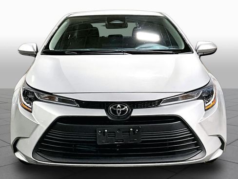 Used 2024 Toyota Corolla LE FWD image 4