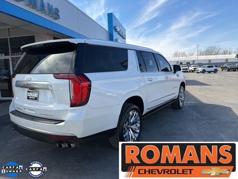 Used 2022 GMC Yukon XL Denali w/ Denali Ultimate Package image 3