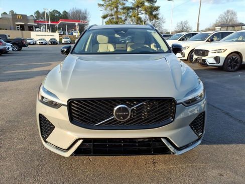 New 2026 Volvo XC60 B5 Ultra w/ Protection Package Premier image 9