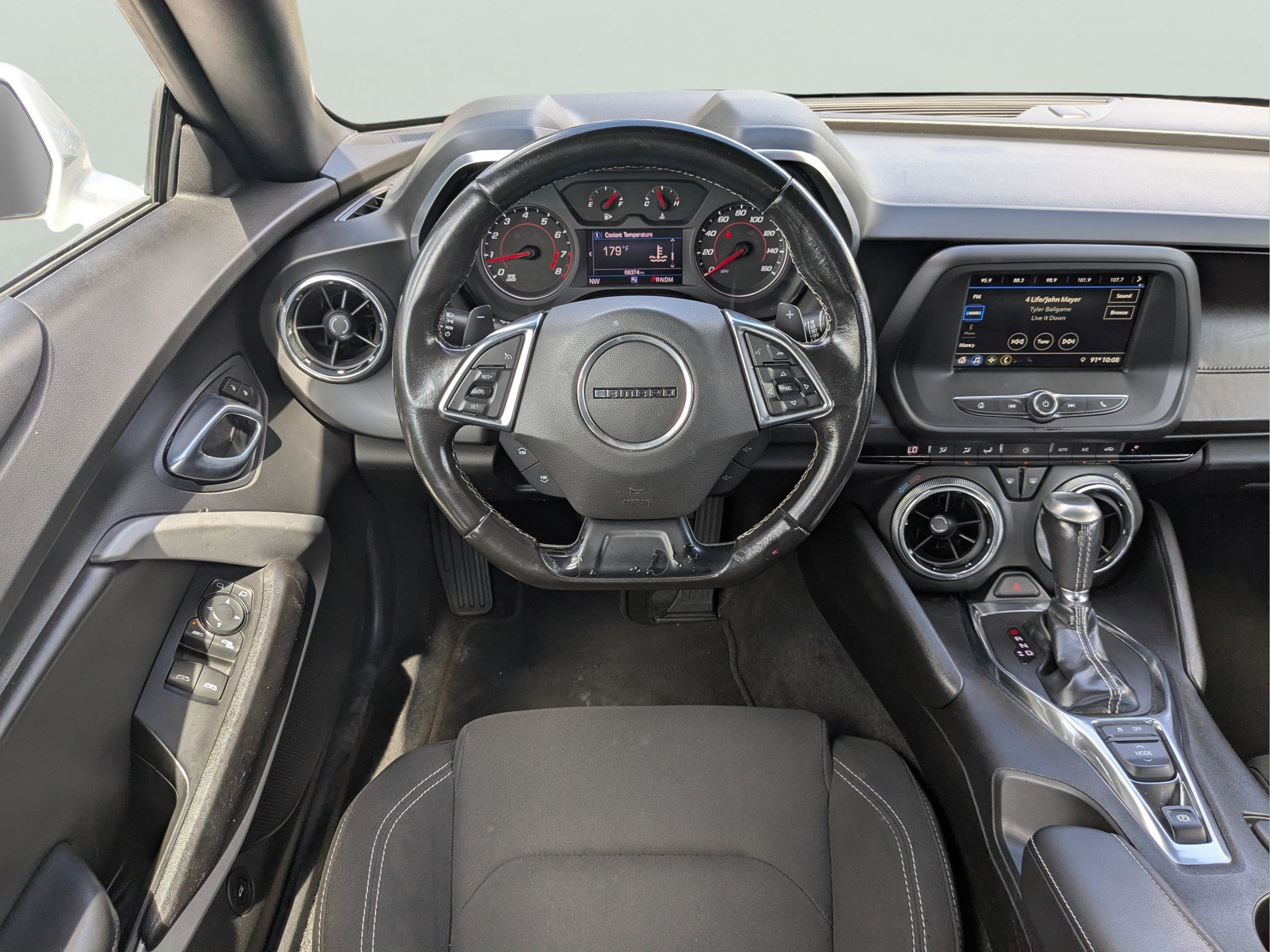 Used 2019 Chevrolet Camaro LT RWD image 16