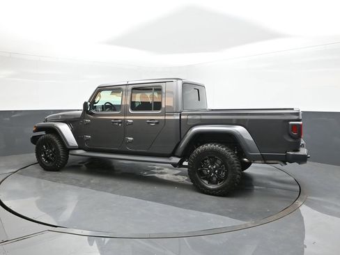 New 2025 Jeep Gladiator Sport image 5