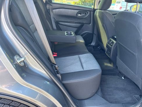 Used 2024 Nissan Rogue SV image 13