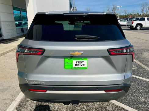 Used 2025 Chevrolet Equinox LT w/ Safety and Technology Package image 6