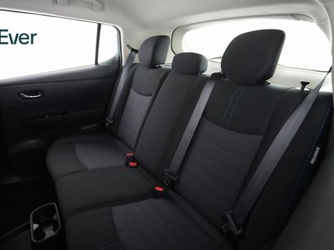 Used 2024 Nissan Leaf SV Plus image 8
