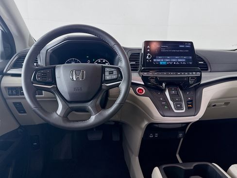 Certified 2026 Honda Odyssey EX-L image 27