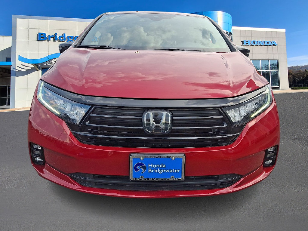 Used 2023 Honda Odyssey Sport image 2