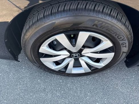 Certified 2025 Honda Civic LX image 37