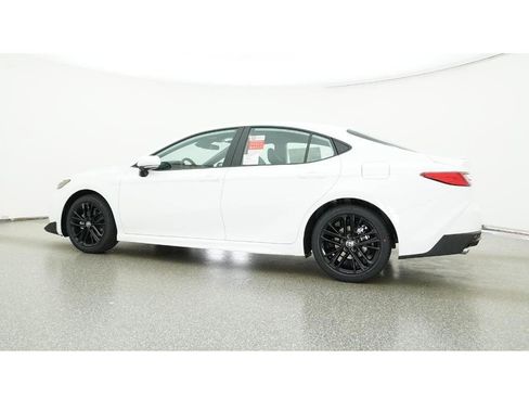 New 2026 Toyota Camry SE image 20