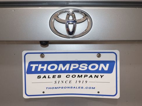 Used 2025 Toyota RAV4 XLE image 36