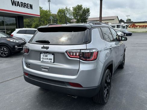 Used 2022 Jeep Compass Latitude w/ Sun and Sound Group AWD/4WD image 15