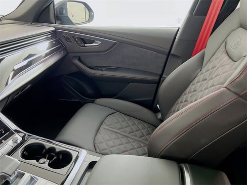 New 2026 Audi Q8 Prestige image 24