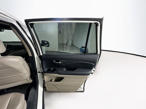 Used 2016 Honda Pilot EX-L image 32