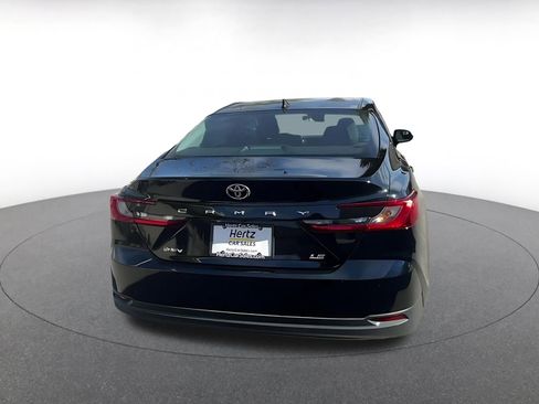 Used 2025 Toyota Camry LE image 12