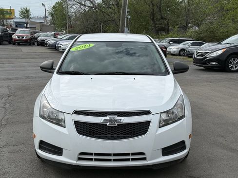 Used 2014 Chevrolet Cruze LS image 3