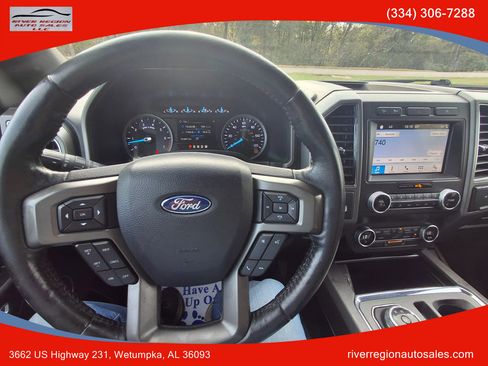 Used 2019 Ford Expedition XLT w/ Equipment Group 201A image 7