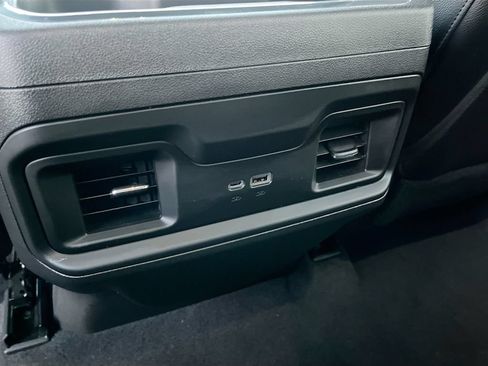 Used 2025 Chevrolet Silverado 1500 RST w/ Convenience Package II RWD image 27