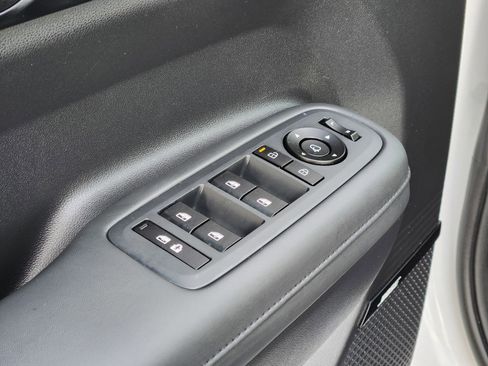 Used 2025 Hyundai Santa Fe Calligraphy image 4