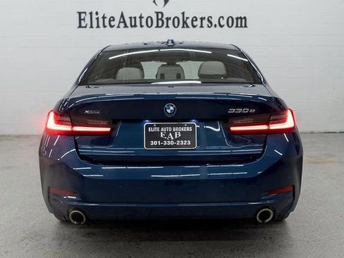 Used 2023 BMW 330e xDrive w/ Premium Package image 4