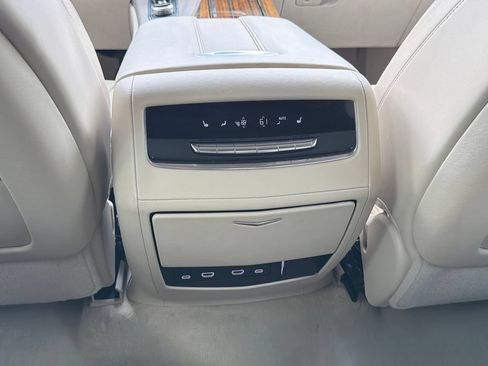 Certified 2023 Cadillac Escalade Premium Luxury Platinum AWD/4WD image 14