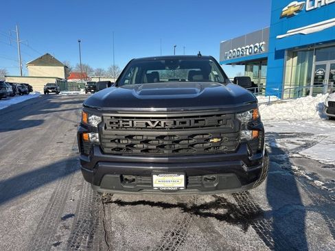 Used 2022 Chevrolet Silverado 1500 Custom image 8