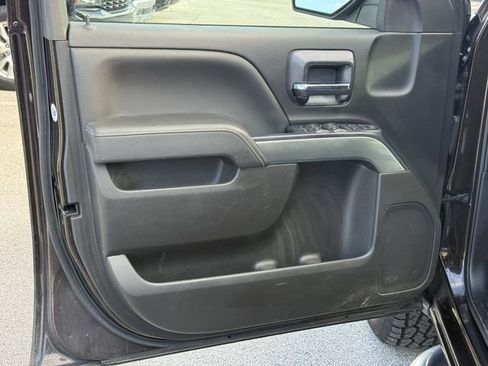 Used 2018 Chevrolet Silverado 1500 LT w/ All Star Edition image 33