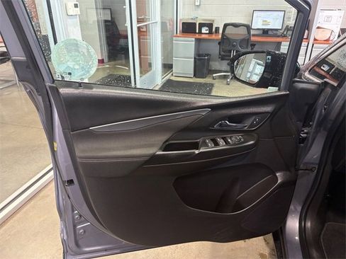 Used 2023 Chevrolet Bolt LT image 15