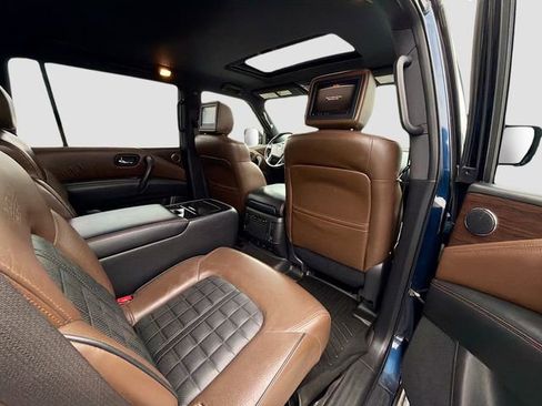 Used 2019 Nissan Armada Platinum image 29