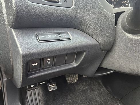 Used 2017 Nissan Altima 2.5 SV FWD image 31