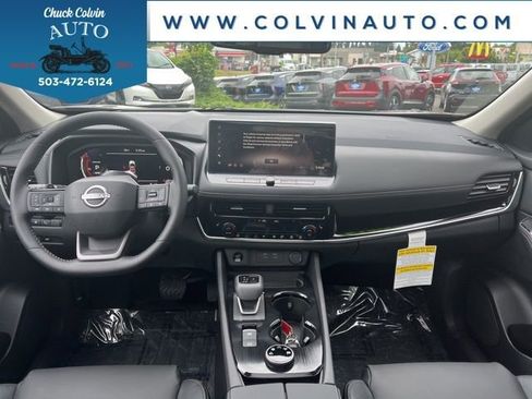 New 2025 Nissan Rogue SL w/ Tech Package image 16