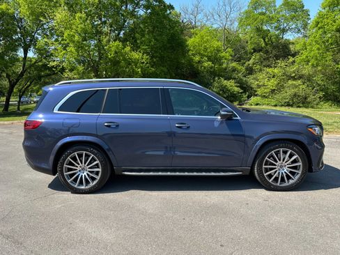 Used 2024 Mercedes-Benz GLS 580 4MATIC image 8