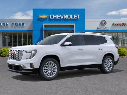 New 2026 GMC Acadia Denali w/ Super Cruise Package image 2