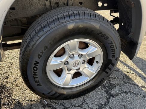 Used 2006 Toyota Tundra SR5 AWD/4WD image 12