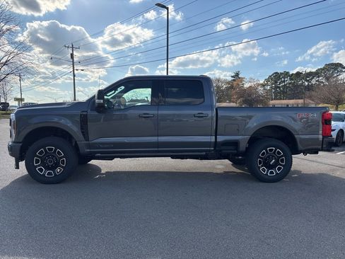 New 2026 Ford F250 Platinum w/ FX4 Off-Road Package image 6