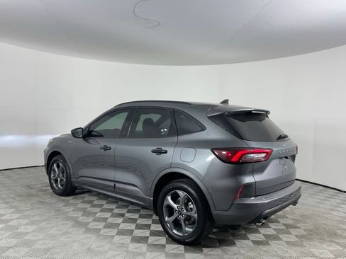 Used 2023 Ford Escape ST-Line AWD/4WD image 7