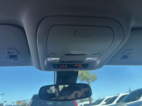 Used 2020 GMC Terrain SLT w/ Preferred Package FWD image 19
