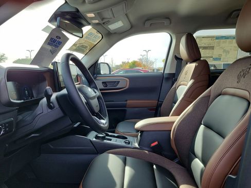 New 2025 Ford Bronco Sport Outer Banks w/ Outer Banks Tech Package+ image 16