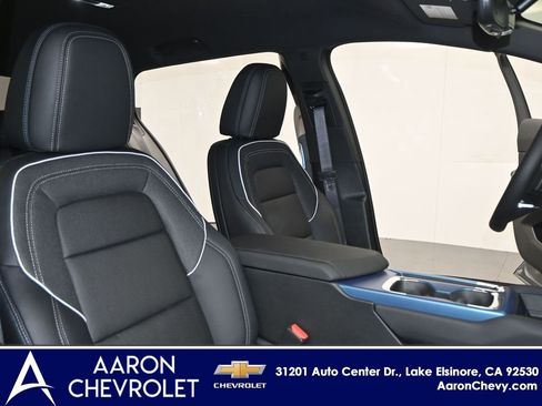 New 2026 Chevrolet Equinox EV LT image 24