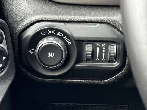 Used 2020 Jeep Wrangler Unlimited Sport S image 12