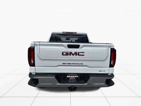 Used 2025 GMC Sierra 1500 SLT AWD/4WD image 7