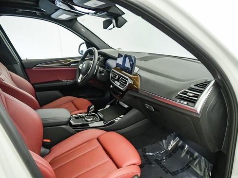 Used 2024 BMW X3 sDrive30i w/ Premium Package RWD image 16