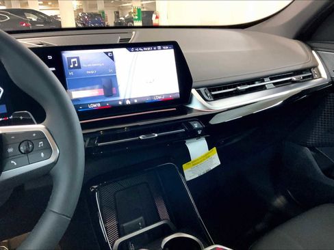 New 2026 BMW X1 xDrive28i w/ M Sport Package image 6