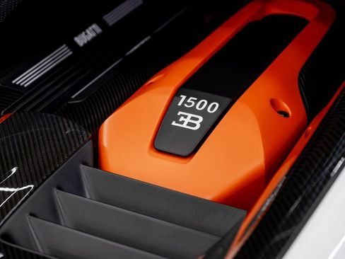 Used 2022 Bugatti Chiron Pur Sport image 52