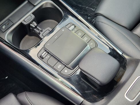 Certified 2023 Mercedes-Benz GLA 250 image 20