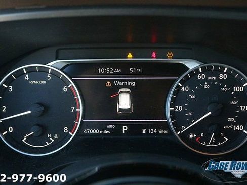 Used 2021 Nissan Rogue SV image 18