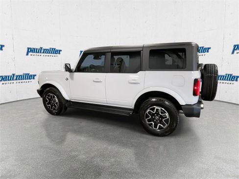 New 2025 Ford Bronco Outer Banks image 7