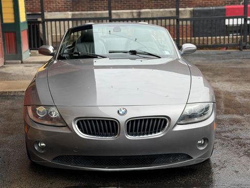 Used 2005 BMW Z4 2.5i image 15