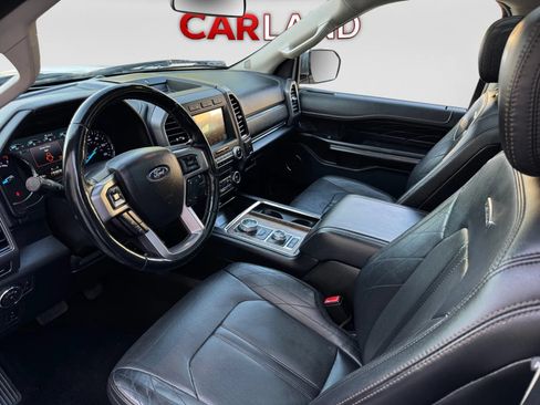 Used 2018 Ford Expedition Platinum AWD/4WD image 11